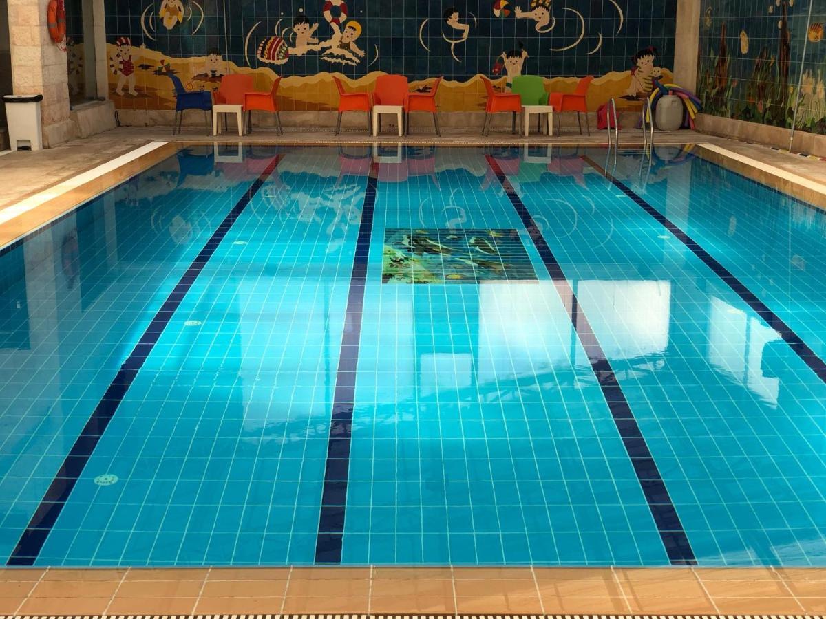 Badan Suites Safut Exteriör bild
